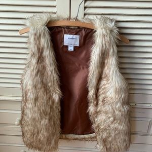 Old Navy girls faux word vest. Size 10-12. NWT
